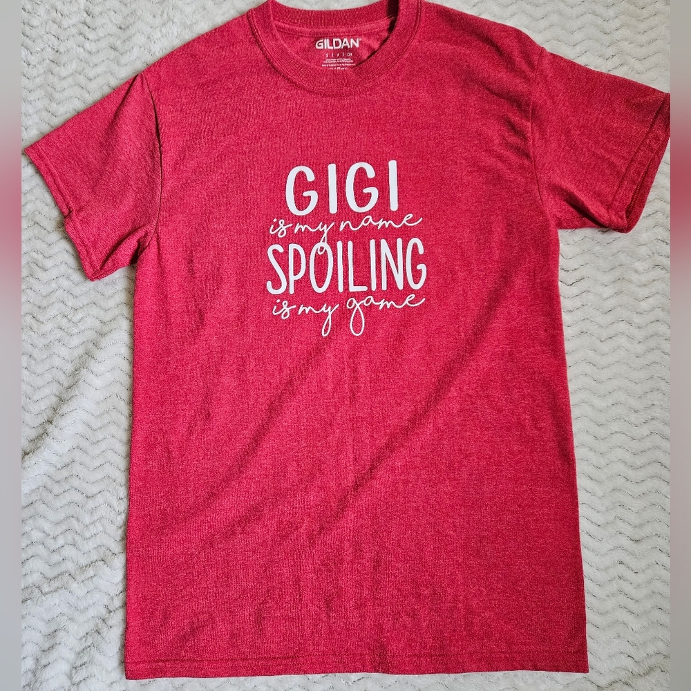 Giving Spoiling Tee